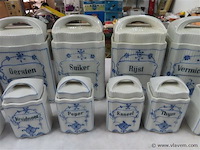 Oude set voorraadpotten - afbeelding 3 van  5