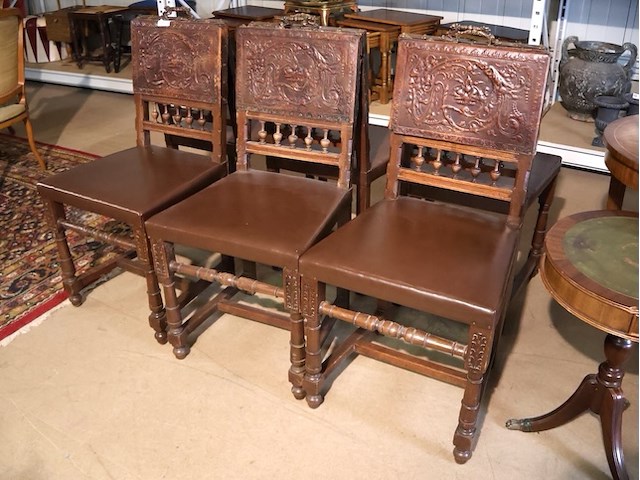 Oude stoel (x6) - afbeelding 2 van  6