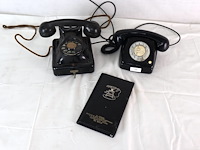 Oude telefoon (x2) - afbeelding 1 van  4
