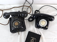 Oude telefoon (x2) - afbeelding 4 van  4
