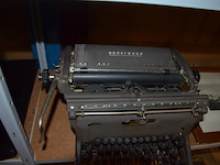 Oude typemachine underwood 6543210 - afbeelding 5 van  5