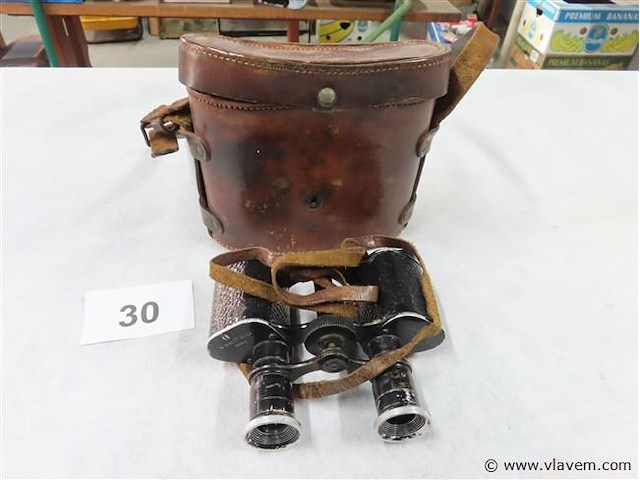 Oude verrekijker - afbeelding 1 van  3