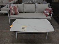 Outdoor lounge gescova