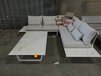 Outdoor lounge gescova