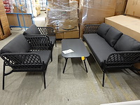 Outdoor lounge jardinico