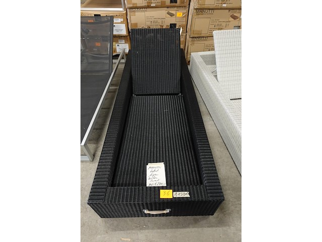 Outdoor salon manutti - afbeelding 33 van  123