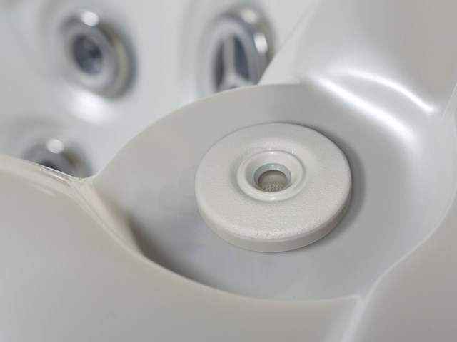 Outdoor spa 7-persoons 220x220x90 cm - wit bad met donkerbruine zijkant - incl. bluetooth - afbeelding 3 van  12