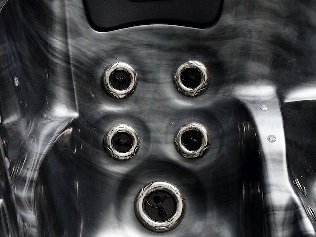 Outdoor spa - afbeelding 13 van  23