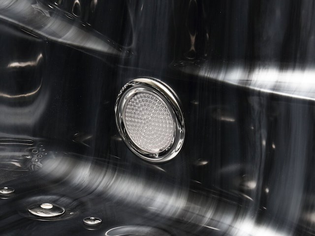 Outdoor spa - afbeelding 19 van  23