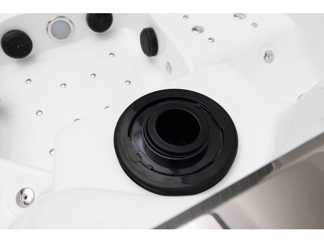 Outdoor spa - afbeelding 14 van  16