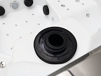 Outdoor spa - afbeelding 14 van  16