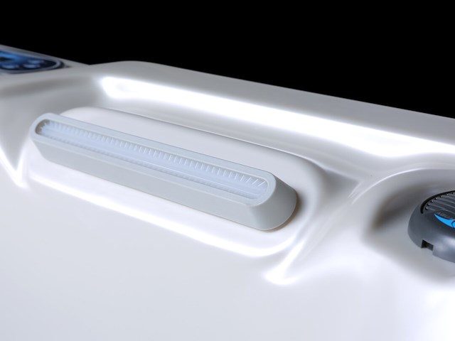 Outdoor spa - afbeelding 2 van  17