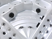 Outdoor spa - afbeelding 4 van  17