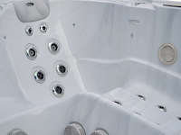 Outdoor spa - afbeelding 3 van  6