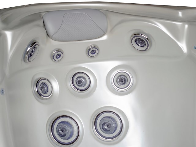 Outdoor spa - afbeelding 6 van  14