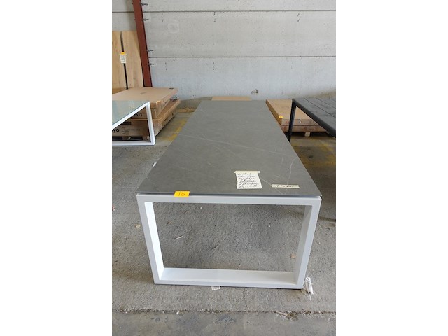 Outdoor tafel liyo - afbeelding 1 van  4