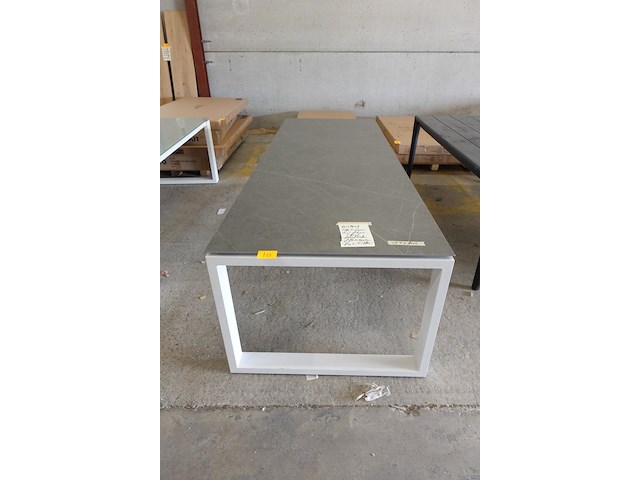 Outdoor tafel liyo - afbeelding 1 van  4