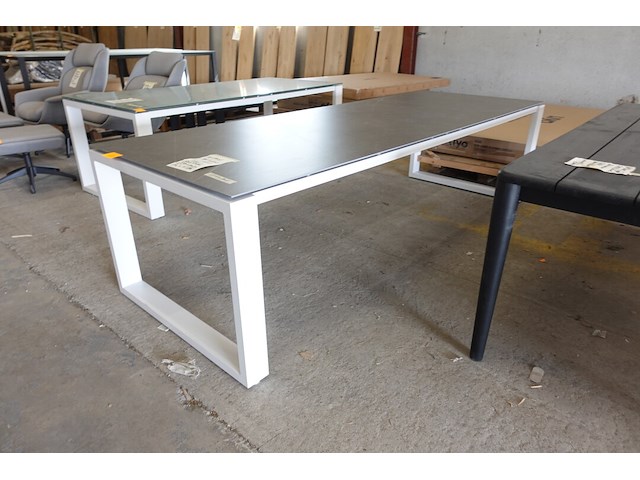 Outdoor tafel liyo - afbeelding 2 van  4