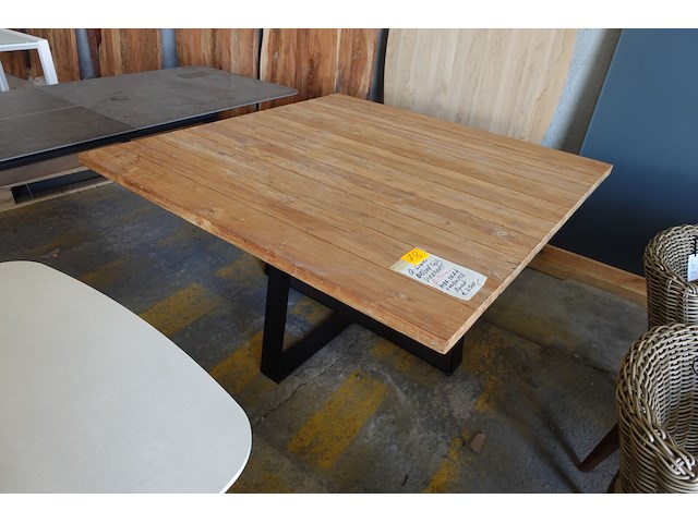 Outdoor tafel q-line - afbeelding 2 van  5