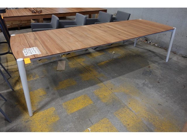 Outdoor teak tafel icon - afbeelding 1 van  5