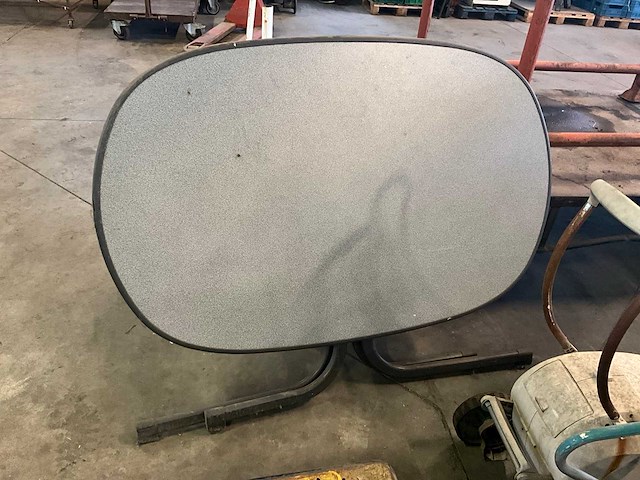 Ovale tuintafel mecalit - afbeelding 1 van  9