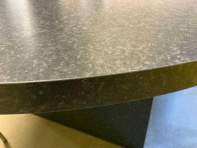 Ovale vergadertafel - afbeelding 2 van  6