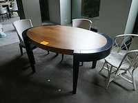 Ovalen eetkamertafels + diverse stoelen - afbeelding 2 van  4