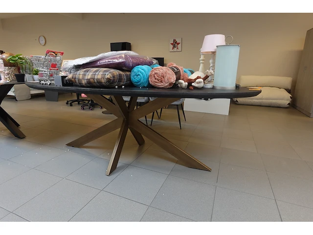 Ovalen eettafel bony - afbeelding 1 van  3