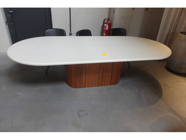 Ovalen eettafel - afbeelding 2 van  4