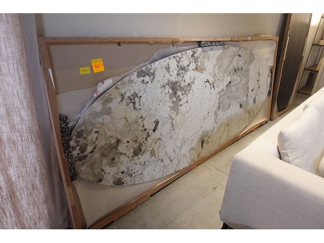 Ovalen eettafel - afbeelding 1 van  2
