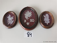 Ovalen kader met kantwerk. 3 stuks - afbeelding 1 van  3