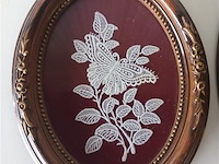 Ovalen kader met kantwerk. 3 stuks - afbeelding 2 van  3