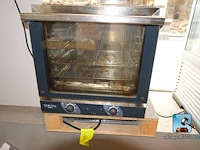 Oven