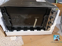 Oven