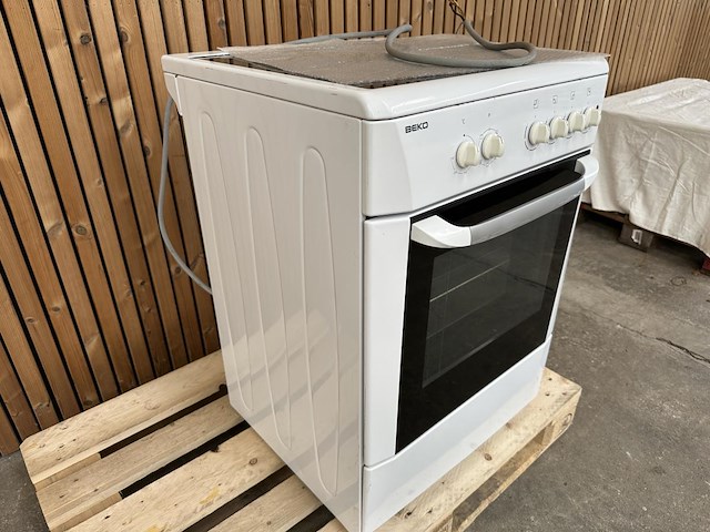 Oven/fornuis beko cm68000 - afbeelding 6 van  9