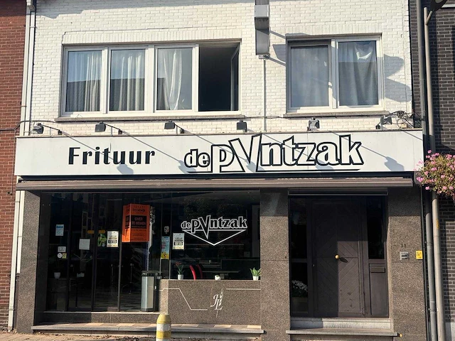 Over te nemen wegens faillissement: frituur de puntzak - afbeelding 12 van  27