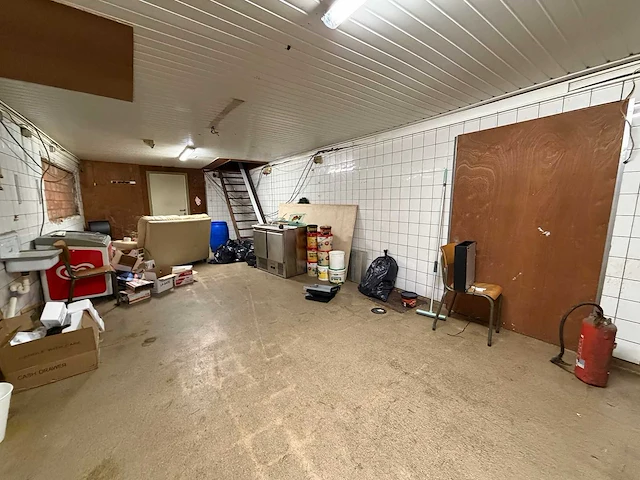 Over te nemen wegens faillissement: frituur de puntzak - afbeelding 25 van  27