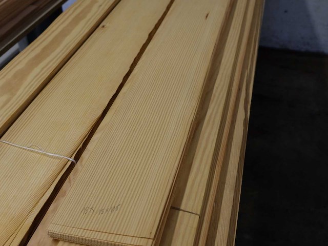 Overig hout & fineer gele den lot 11 - afbeelding 1 van  5
