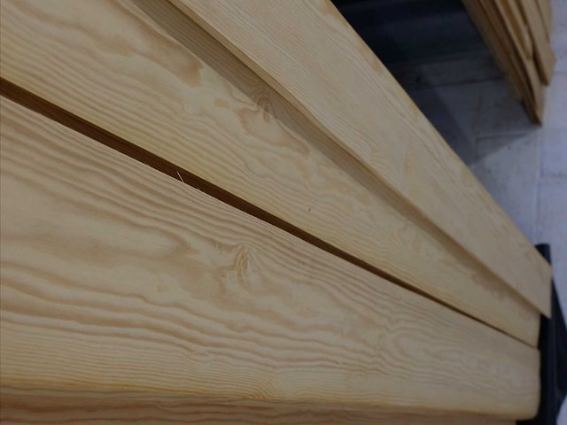 Overig hout & platen / rode spar fineer, lot 12 - afbeelding 2 van  5