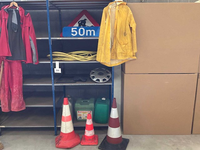 Overige aannemersmateriaal - afbeelding 1 van  7