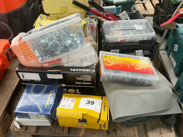 Overige aannemersmateriaal - afbeelding 1 van  2