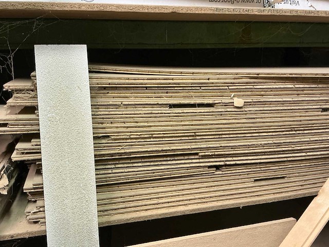 Overige hout- en plaatmateriaal - afbeelding 2 van  16