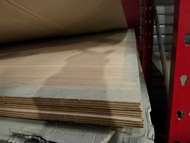 Overige houten plaatmateriaal (89x) - afbeelding 12 van  13