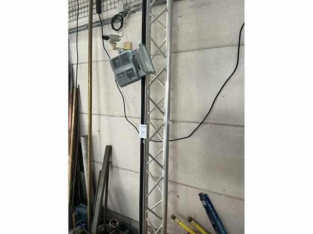 Overige lichttechniek- alu profiel met 2 x halogeenlamp - afbeelding 3 van  3
