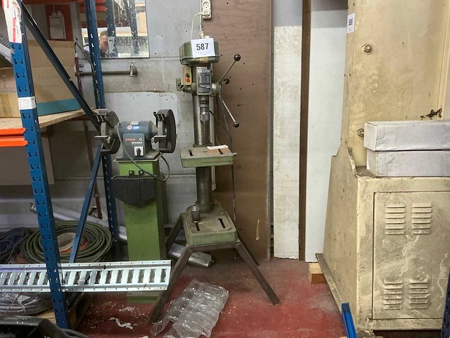 Overige metaalbewerkingsmachine (2x) - afbeelding 1 van  5