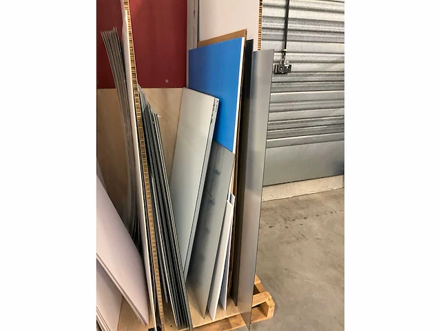 Overige voorraden grafisch materiaal - afbeelding 2 van  10