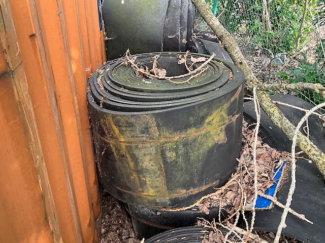 Overige voorraden kunststof en rubber (5x) - afbeelding 2 van  4