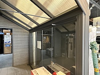 Overkapping showroom - afbeelding 3 van  5