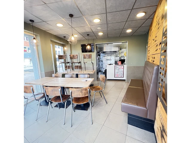 Overname by lage prijs franchising pizza kortrijk / klik op foto voor details (71/2026) - afbeelding 3 van  10