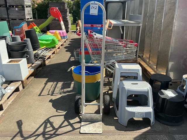 Overtoom steekwagen + 3 pvc trapjes - afbeelding 1 van  3